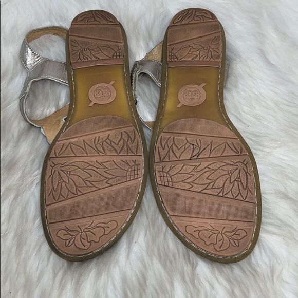 Born Gold Leather Braided Thong Sandals Sz 11 - Picture 6 of 8